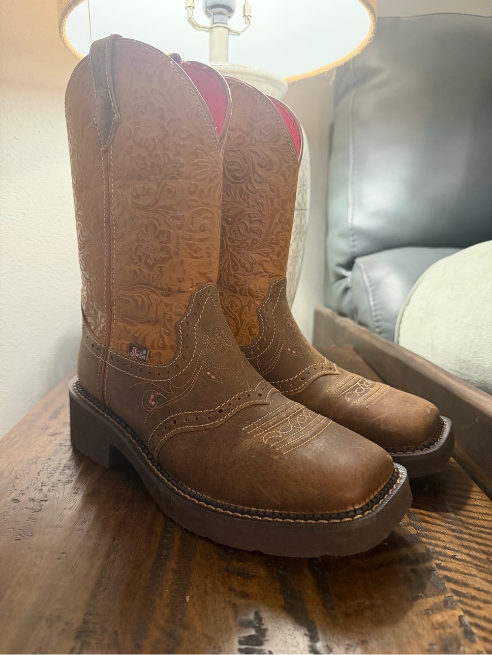 Justin Boots Tan Brown Embossed Leather Western Boots